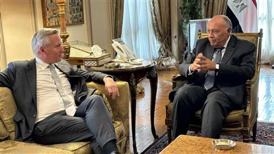 شكري مع وزير الهجرة الهولندي: مصر استقبلت ٩ ملايين لاجئ من مختلف الجنسيات