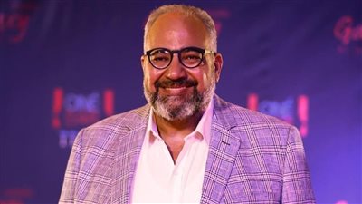 بيومي فؤاد يبدأ تصوير فيلم 