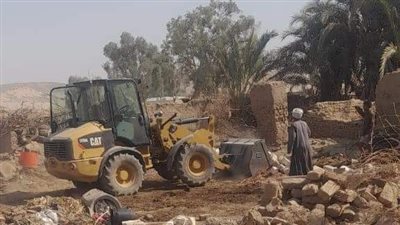 إزالة فورية وإيقاف أعمال بناء بقرية القناوية بمركز قنا 