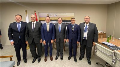  شركتا اس ال بي وبيكر هيوز تدعمان التحول الطاقي وخفض الكربون في مصر 