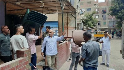 الجيزة تغلق مقهي مخالف بالمنيرة الغربية وترفع تعديات سوق عشوائي ببولاق الدكرور