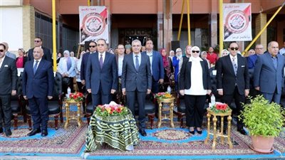 محافظ الشرقية يشهد احتفالية جامعة الزقازيق بالعام الدراسي الجديد| صور