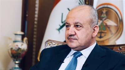 بعد الغارات التركية.. وزير الدفاع العراقي يصل أنقرة