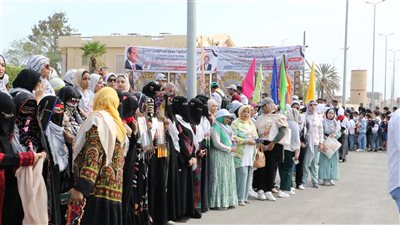 فتيات ملتقى 