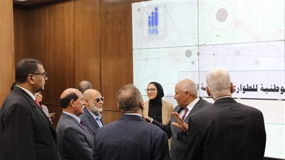 محافظ الوادي الجديد ووفد المحافظين السابقين يتفقدون 