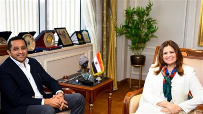 وزيرة الهجرة تبحث الدعم والترويج للعقار المصري بالخارج.. تفاصيل