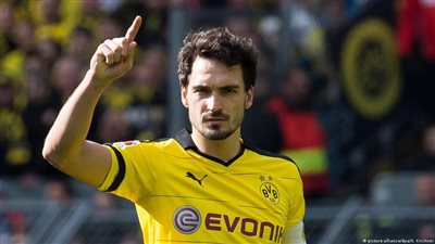 هوملز : نستطيع الفوز بدوري أبطال أوروبا