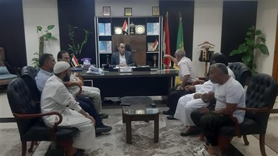 رئيس جهاز مدينة الشروق يستقبل سكان منطقة 