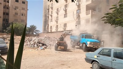 محافظة الجيزة: رفع ٢١٢٥ طن تراكمات ومخلفات خلال حملات موسعة بحدائق الأهرام
