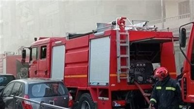 عُقب سيجارة يشعل النيران في كوم قمامة بمستشفى التأمين الصحي بالقليوبية