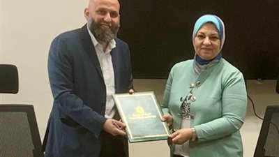 المصرية لنقل الكهرباء توقع عقدًا لتدعيم التغذية الكهربائية لمشروع الدلتا الجديدة