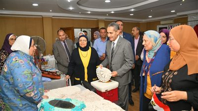 معرض لمنتجات المرأة بمقر المجلس القومي للمرأة بالغربية 
