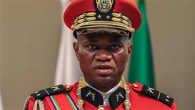 الغابون.. الجنرال نغيما يعين برلمانا انتقاليا