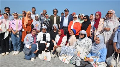 أهل مصر .. 200 فتاة وسيدة من المحافظات الحدودية يشهدن تطوير ميناء العريش