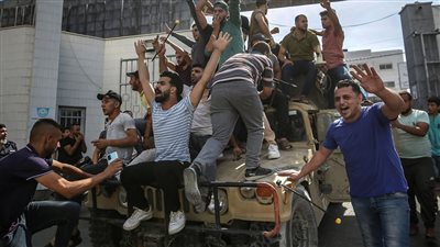 مستشار الرئيس الفلسطيني: الدفاع عن النفس حق مشروع ولا يوجد احتلال بلا ثمن  