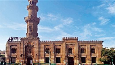 مسجد السيدة عائشة هدم أكثر من مرة وأعيد بناءه في عصور مختلفة