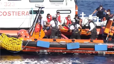ليبيا.. إنقاذ مهاجرين قبالة سواحل البحر الأبيض المتوسط