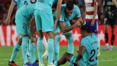 برشلونة يوضح إصابة ثنائي الفريق كوندي ويامال
