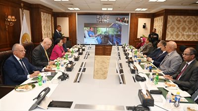 وزراء الري والبيئة والإسكان يتابعون موقف معدات إدارة الأزمات والتصدي للسحابة السوداء