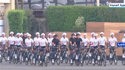 السيسي يشهد عرض الدراجات الهوائية ضمن احتفالية تخريج طلاب كلية الشرطة