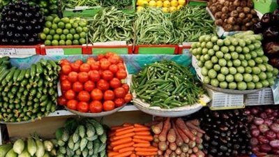 البطاطس ب18 جنيهًا.. أسعار الخضروات والفاكهة بأسواق الفيوم 