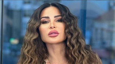 نيللي مقدسي كالزهرة بالتل المكشوف في عيد ميلادها 