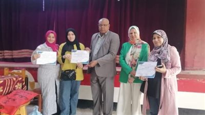 التربية النفسية بنجع حمادي يناقش الخطة والبرنامج الزمني