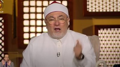 خالد الجندي: 