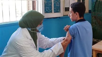 مدير تعليم أبوتشت ينفي شائعة حدوث أمراض جانبية بعد تلقي التطعيم المدرسي