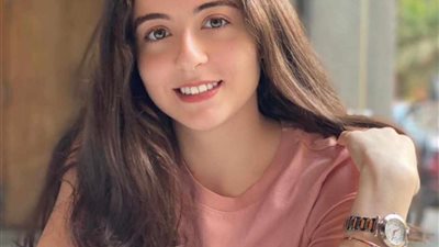 سارة نور صعيدية للمرة الأولى في 