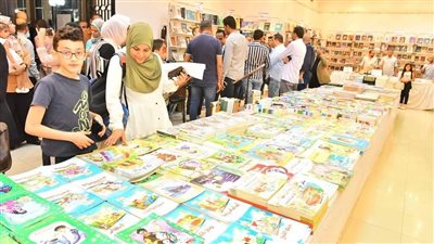 أسيوط تنظم معرضا لدار المعارف للكتاب وإصدارات هيئة قصور الثقافة