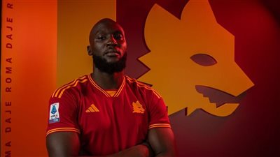 لوكاكو يضع نفسة في قبضة تشيلسي بسبب الأموال بعد 12 عام من الانتقالات