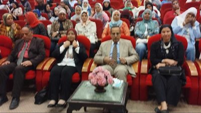 أهل مصر.. محافظ شمال سيناء يلتقي وفد الملتقى الـ13 لثقافة الفتاة والمرأة بالعريش