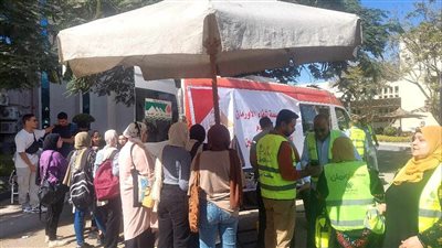 بالصور.. الجمعيات الخيرية المصرية تطلق حملات للتبرع بالدم لصالح الفلسطينين بغزة 