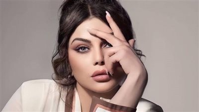 الجمهور يشن هجوما على هيفاء وهبي.. ومعلقون يطالبون بإلغاء المتابعة