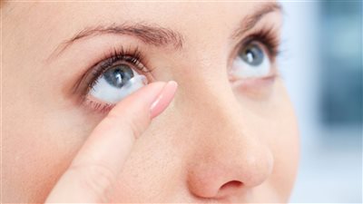 12 نصيحة قبل استخدام العدسات اللاصقة