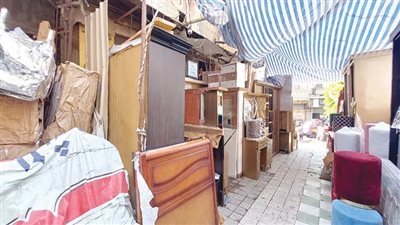 المناصرة «مدينة العرائس» تبحث عن الفرح