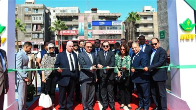  وزير البترول ومحافظ الإسكندرية يفتتحان محطة كارجاس العجمي 