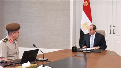 السيسي يجتمع برئيس الهيئة الهندسية للقوات المسلحة