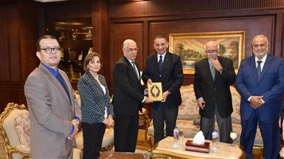 النائب العام يستقبل رئيس محكمة استئناف القاهرة وعميد حقوق  الإسكندرية