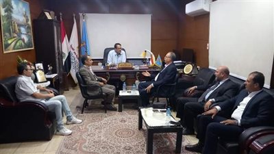 وكيل التعليم بالغربية يستقبل وفد لجنة نقابة الصحفيين
