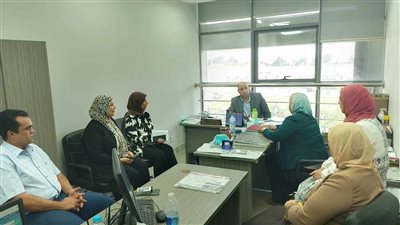 وزارة العمل تنظم جولة ميدانية لمتابعة خدمات مكتب تراخيص عمل الأجانب بالإسماعيلية