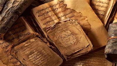   استعانوا بكتب السحر والشعوذة.. تجديد حبس تجار آثار بالمطرية