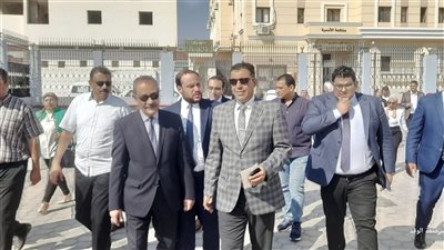  محافظ الإسماعيلية يفتتح وحدة طب أسرة الشيخ زايد 