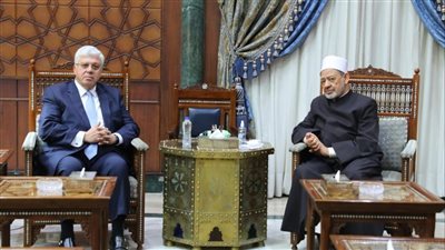 شيخ الأزهر يستقبل وزير التعليم العالي 