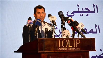 وزير الشباب: 