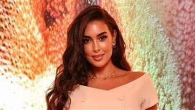 ياسمين صبري تطل بجاكيت الهلال الأحمر لمساعدة أهالي غزة (فيديو)