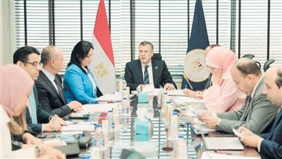   أحمد عيسى: لا تراجع عن مواجهة الكيانات غير الشرعية العاملة بالقطاع السياحى