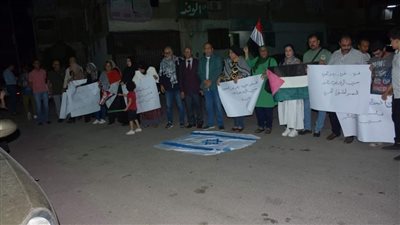 وقفة رمزية لـ