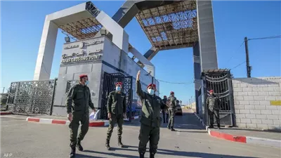 صاروخ مختص بصناعة الفجوات رجّ المكان.. كواليس قصف منطقة معبر رفح